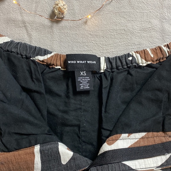 Retro Tie Shorts - Picture 3 of 4